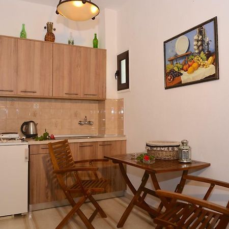 Alexandra Apartments Melíkia Extérieur photo