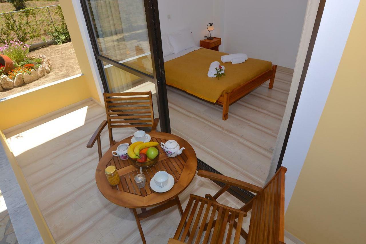 Alexandra Apartments Melíkia Extérieur photo