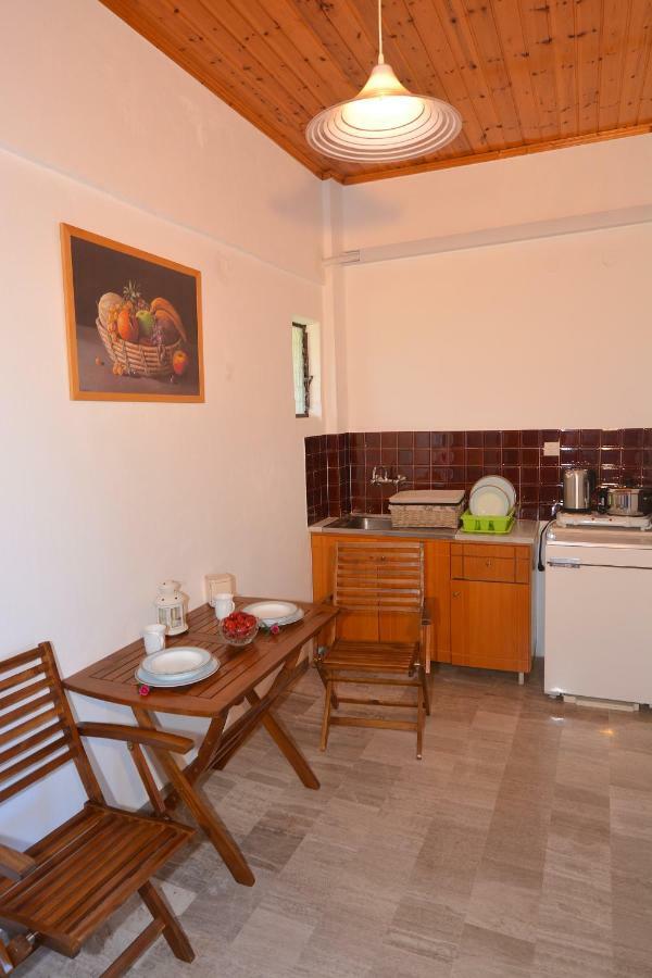 Alexandra Apartments Melíkia Extérieur photo