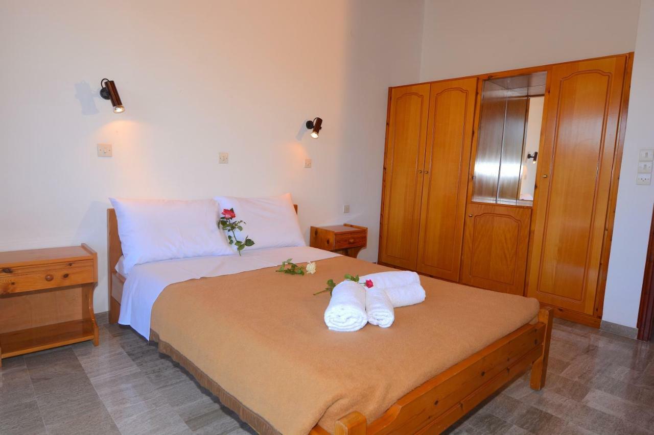 Alexandra Apartments Melíkia Extérieur photo